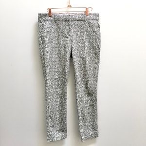 Cute black white slacks dress skinny pants Neiman Marcus